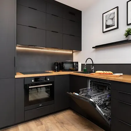 Modern Wrzeszcz By Renters Apartment